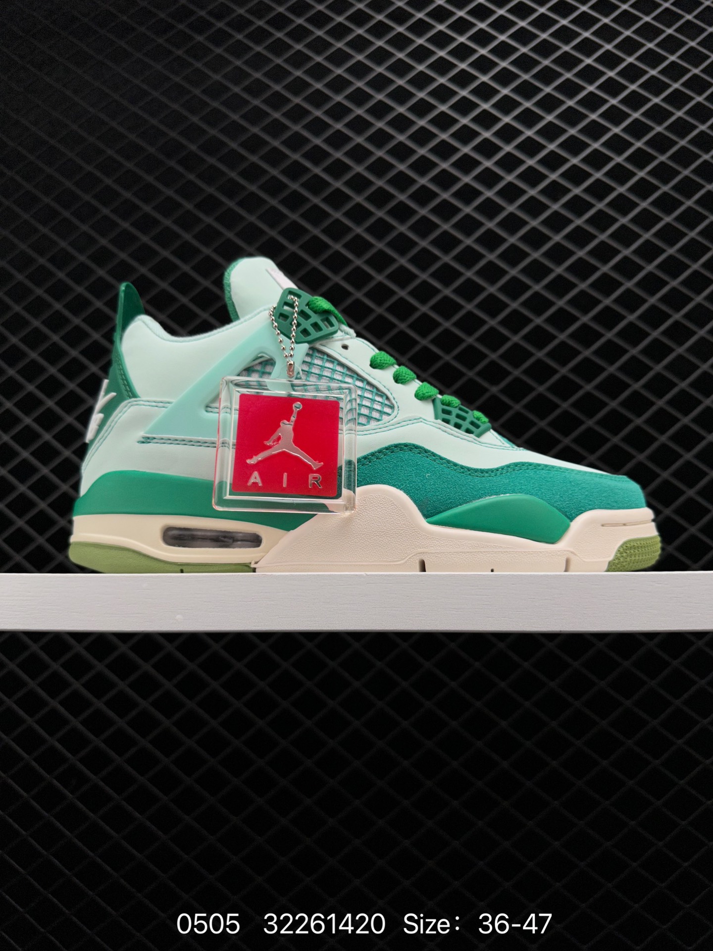 Air Jordan 4 Retro “Fire Red”